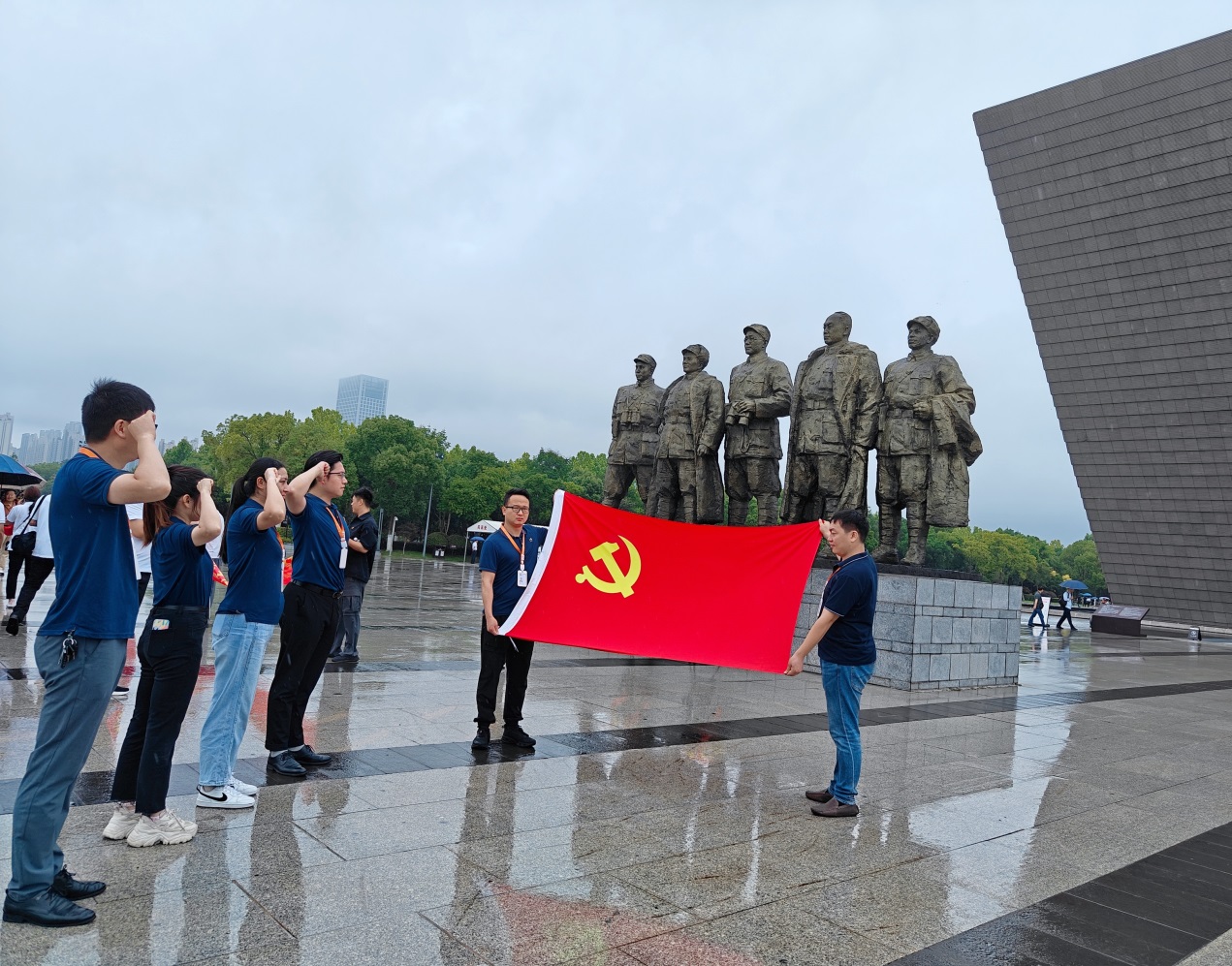 初心不改，奋斗不息——恒源昊合肥分公司党支部主题党日活动